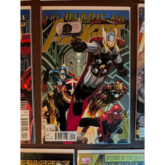 The Avengers #1 2 3 4 The Heroic Age 1st Azari Lot Bendis NM (2010 Marvel) - Picture 6 of 9